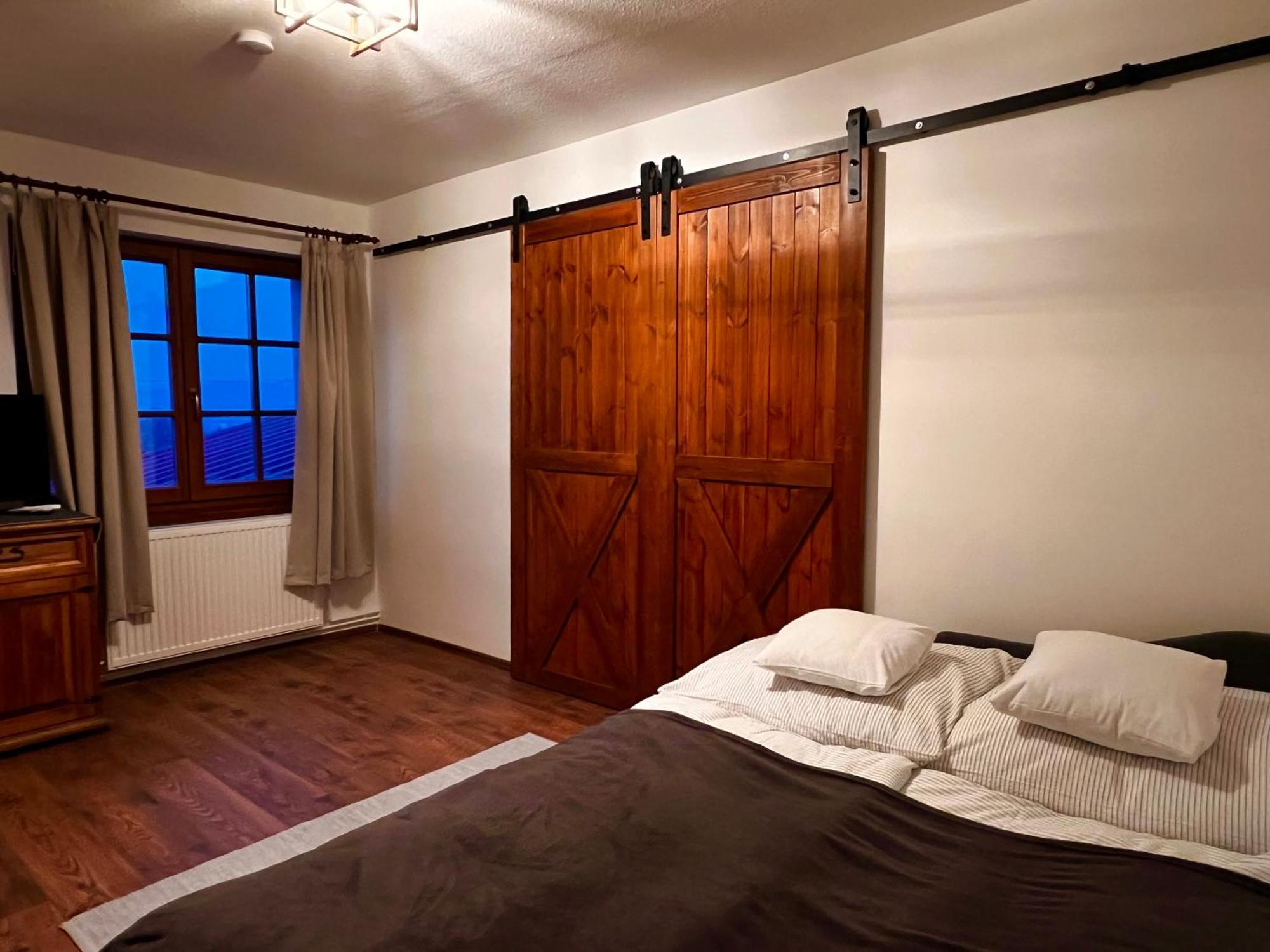 Pilisi Lovas Major, Dorog Bed & Breakfast ภายนอก รูปภาพ