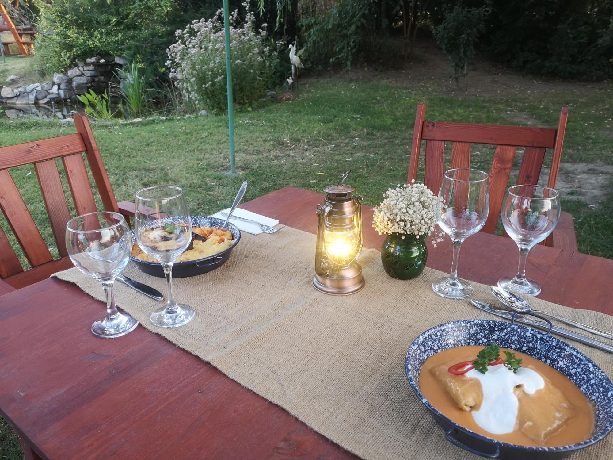 Pilisi Lovas Major, Dorog Bed & Breakfast ภายนอก รูปภาพ